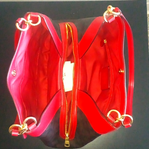 NWT Coach Hallie Canvas Bag - Picture 3 of 4